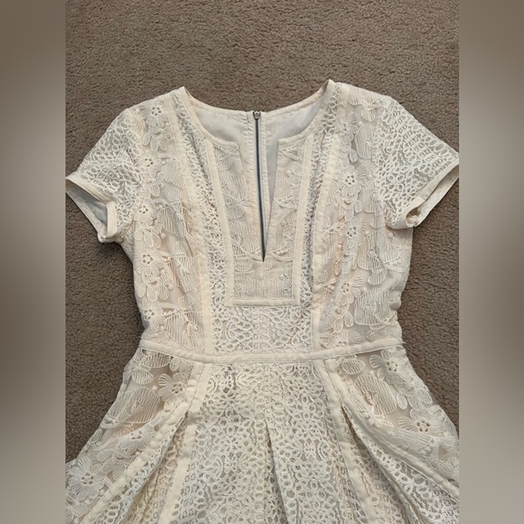 BCBG MAX AZRIA EMBROIDERED ORGANZA DRESS - Picture 3 of 5